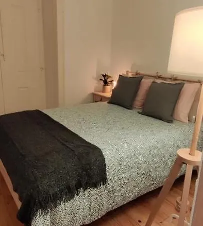 Alloggio in famiglia Com Varanda Na Rua Dos Douradores *